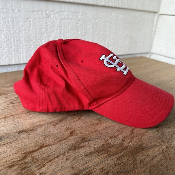 St. Louis‎ Embroidered Red Adjustable Baseball Hat Cap - Picture 3 of 6